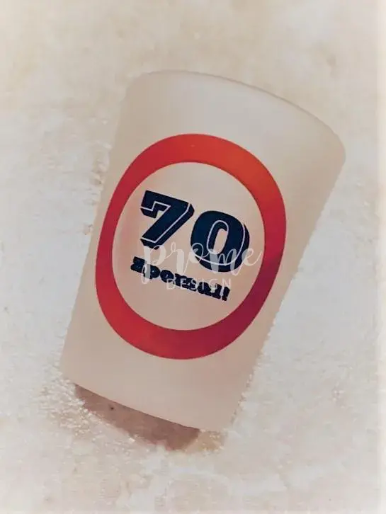 Skleněný panák - Věk 