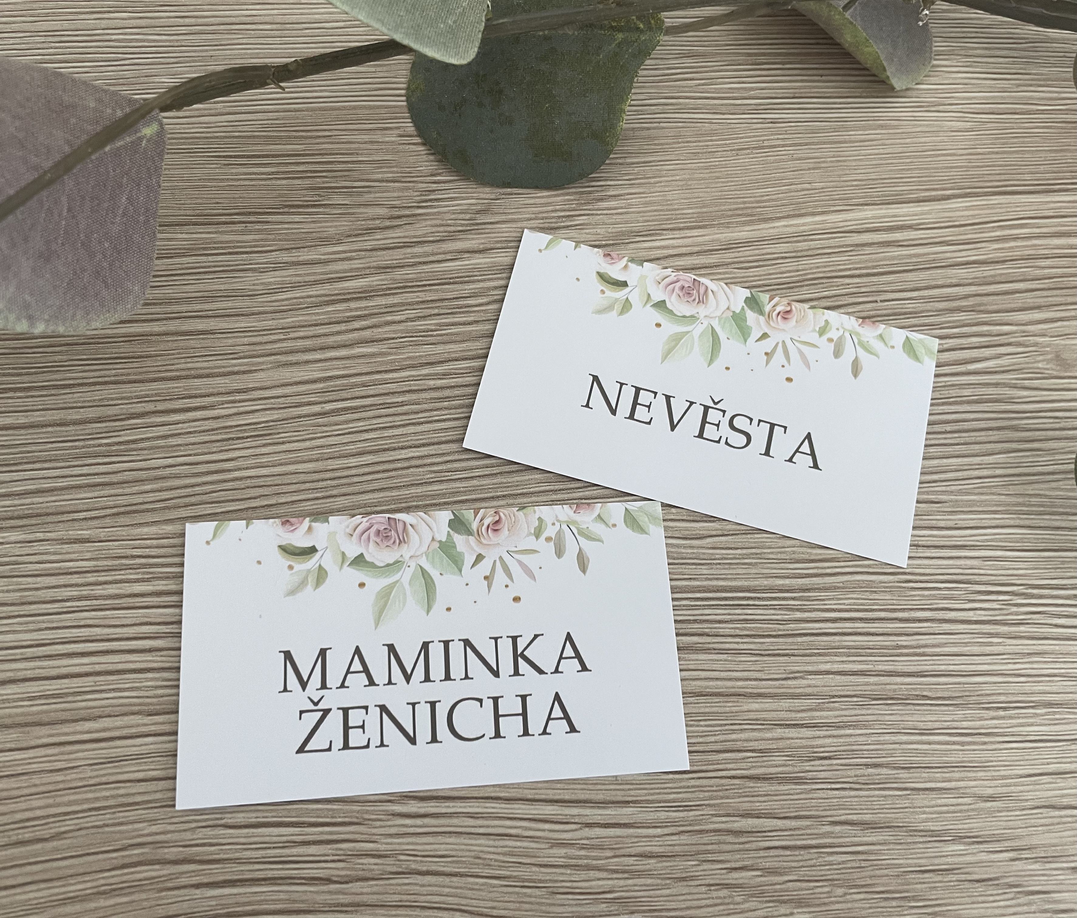 JMENOVKY NA STŮL - 8013