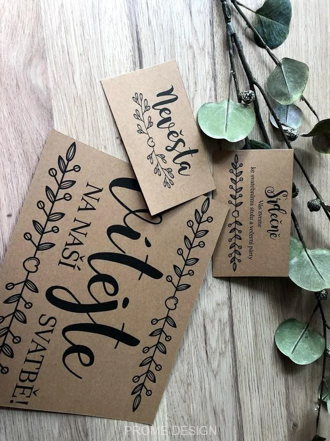 JMENOVKY NA STŮL - 897 Simple black